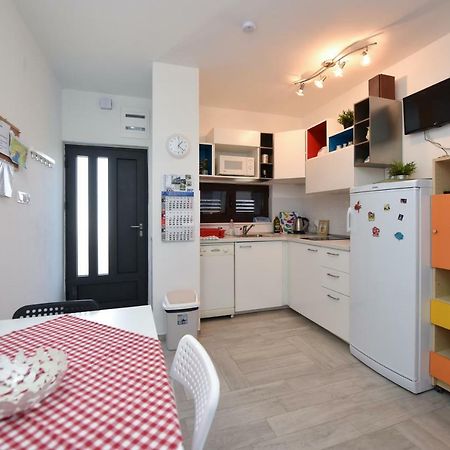 Apartments Enya Novalja Εξωτερικό φωτογραφία