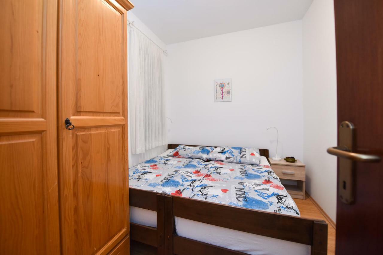 Apartments Enya Novalja Εξωτερικό φωτογραφία